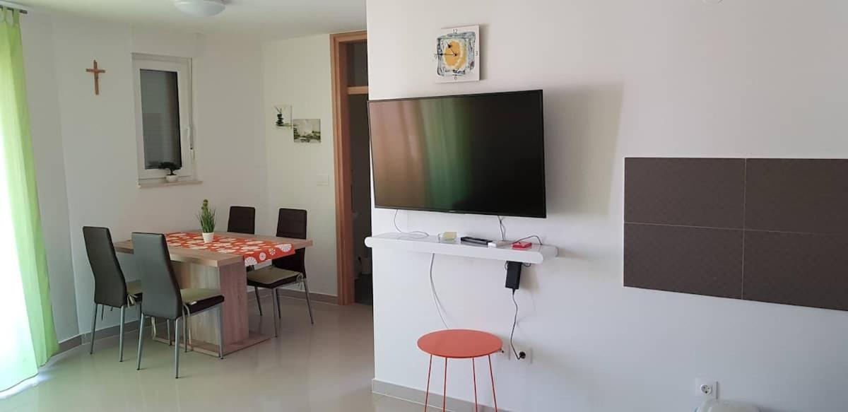 Abc Apartmani Vrsi Exterior foto